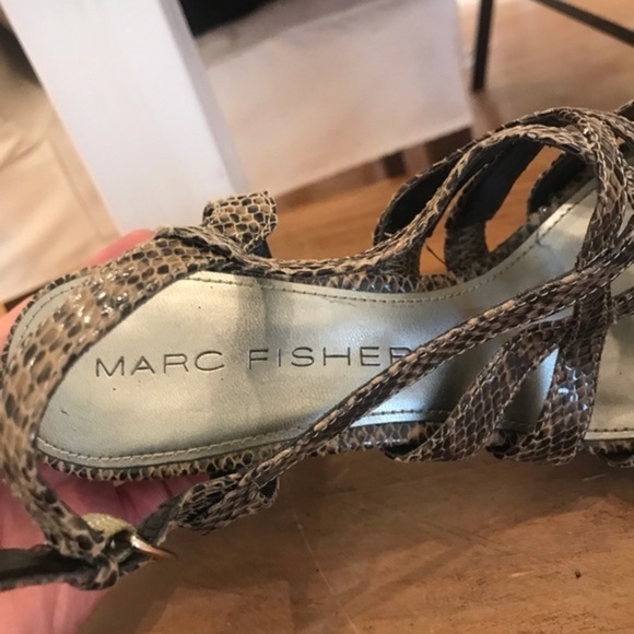 Marc Fishers Snakeskin 4 1/2 Heels Size 8 M - Picture 10 of 10